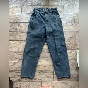 Zara Black High Wasted Jeans. Size 2